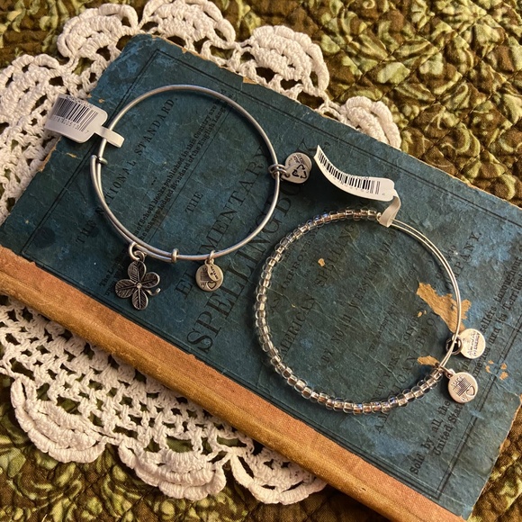 NWT 2 Alex and Ani silver Energy Bracelets - Picture 4 of 5